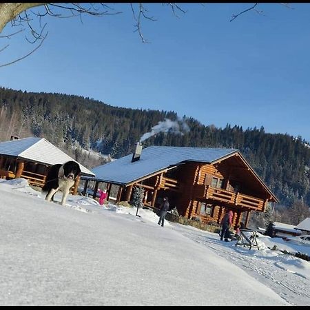 Casa De Poveste ซูเจวิตซา ภายนอก รูปภาพ